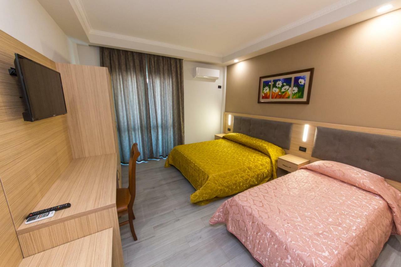 דורס Western Star Hotel מראה חיצוני תמונה